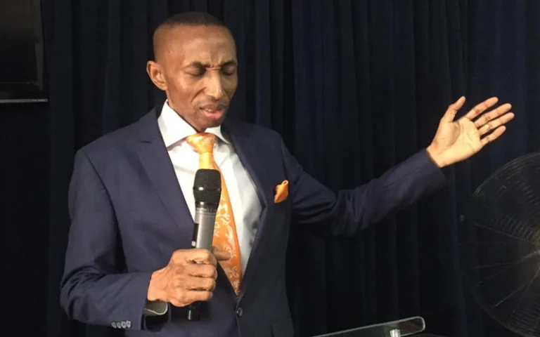 Pray with Pastor Paul